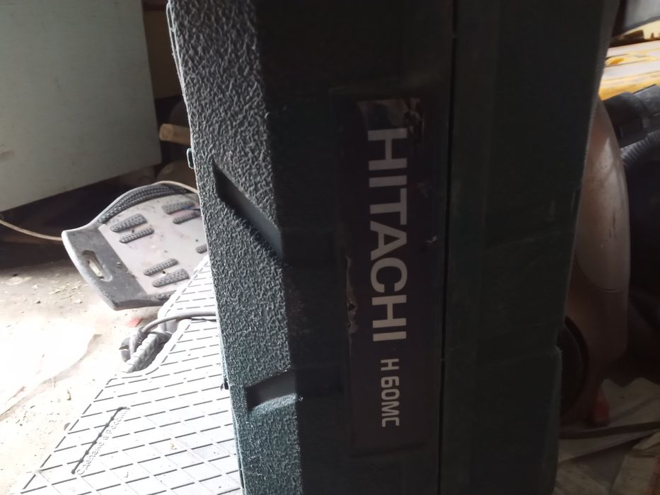 Отбойный молоток HITACHI H60CM