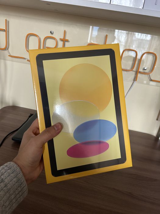 Планшет новый срочно