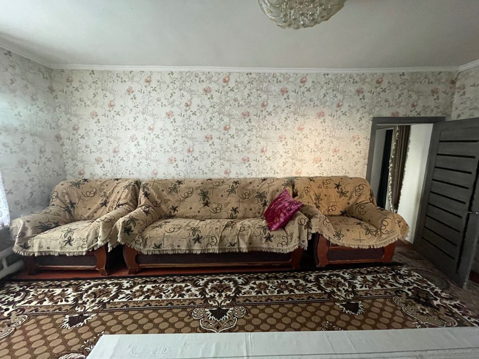 Диван кресло старое