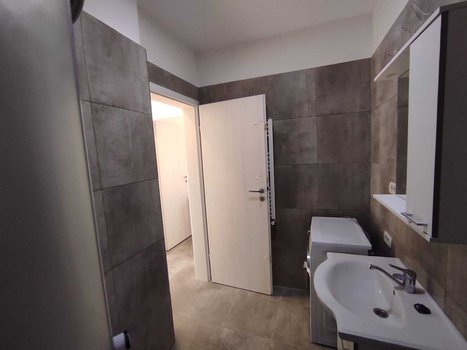 Inchiriez garsoniera Militari Residence- Str tineretului
