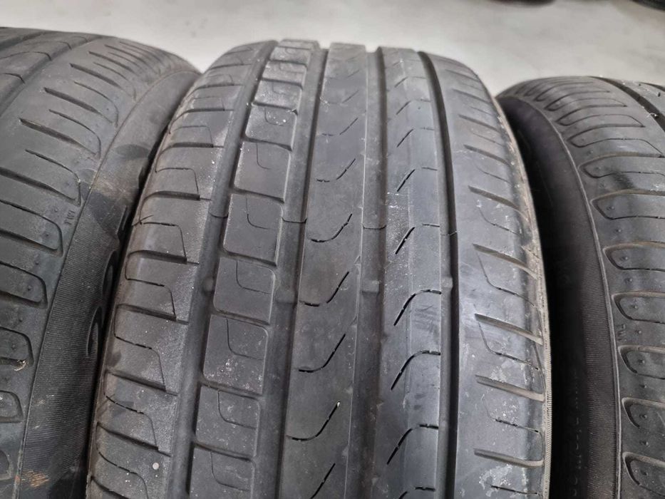 4 Anvelope VARA 225.55.16 "Pirelli" ; stare foarte buna