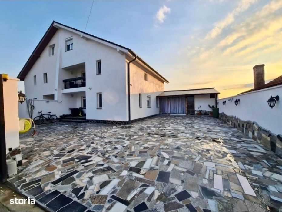 Casa de tip duplex