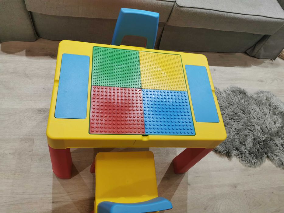 Vand masa Lego putin folosita