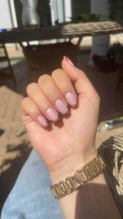 Маникюр, наращивание, педикюр