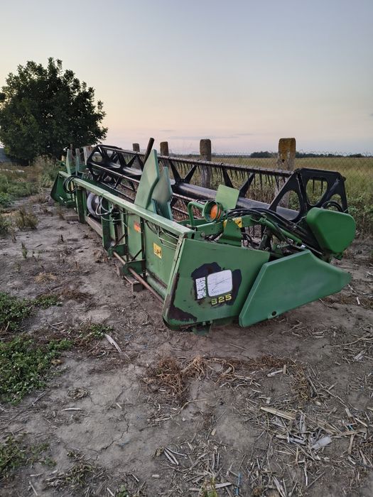 Vând heder John Deere 7,5m flex, 925F(soia, mazăre, păioase)