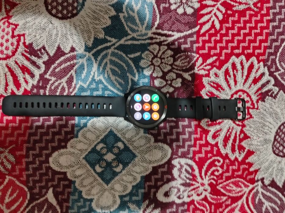 Смарт часы продам