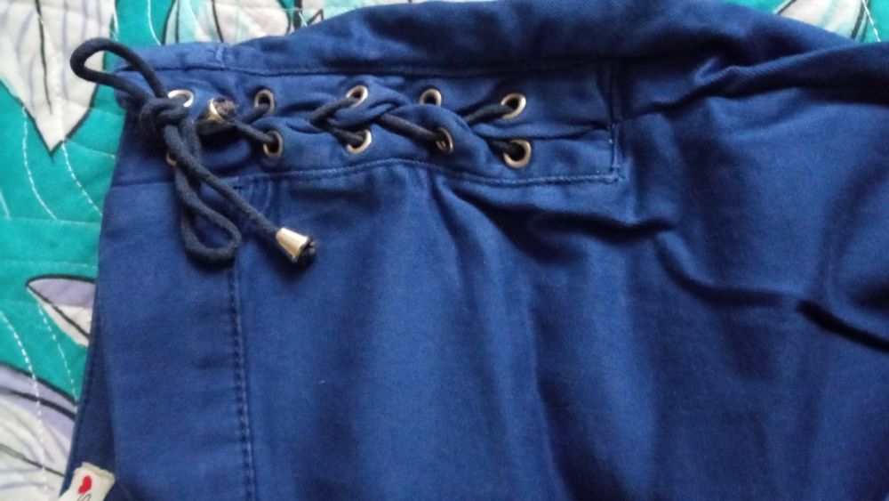 Blugi, pantaloni dama