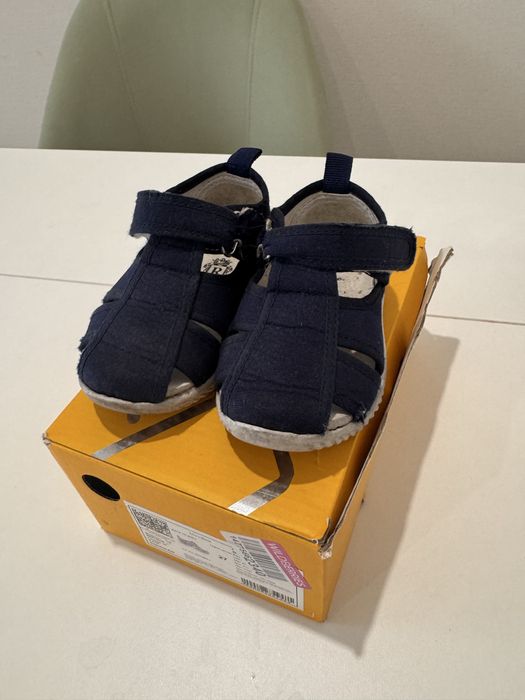 Летние детские сандали