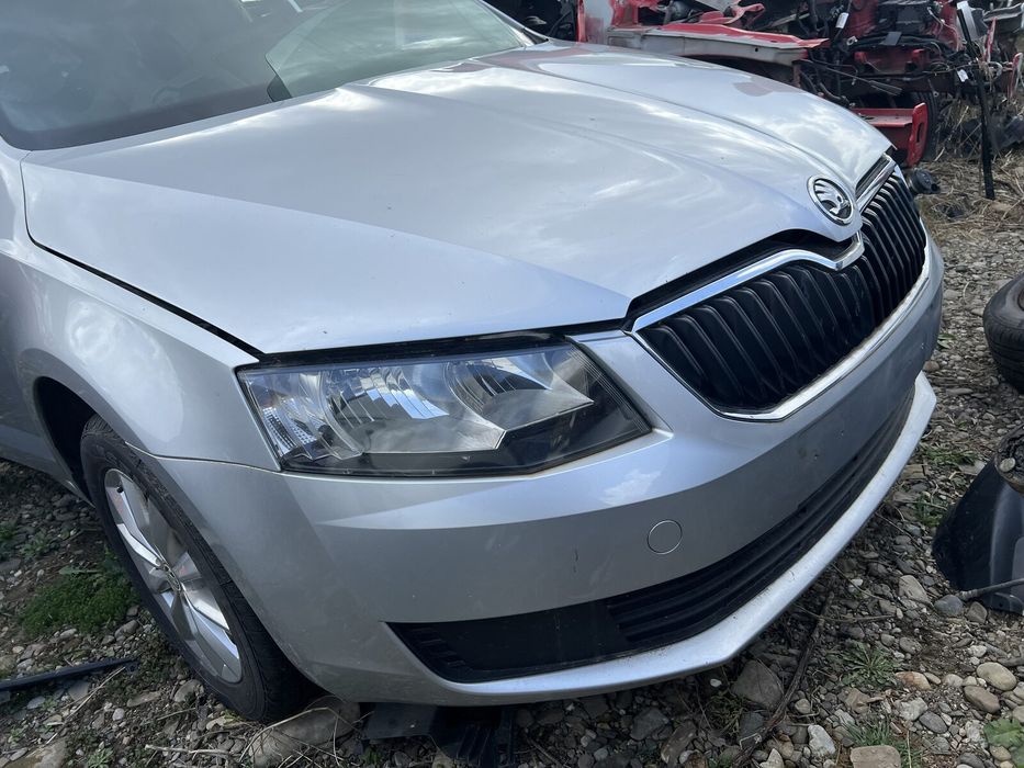 Fata completa Skoda Octavia 3 Break 2015