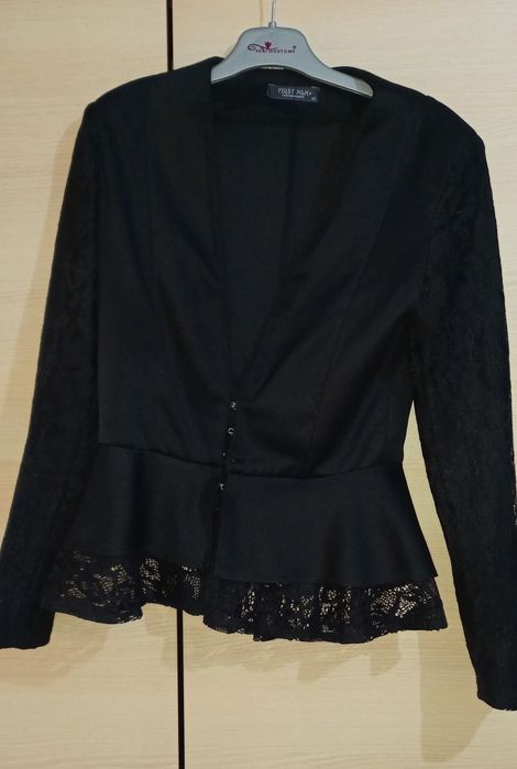 Sacou elegant cu peplum mărimea M