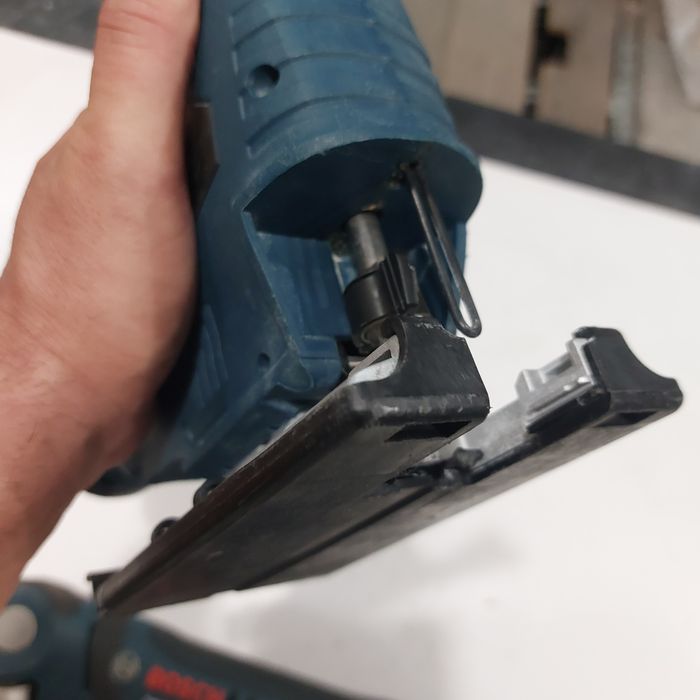 Акумулаторно зеге и ъглов винтоверт Бош Bosch GST 12V-70 Bosch 12V-10