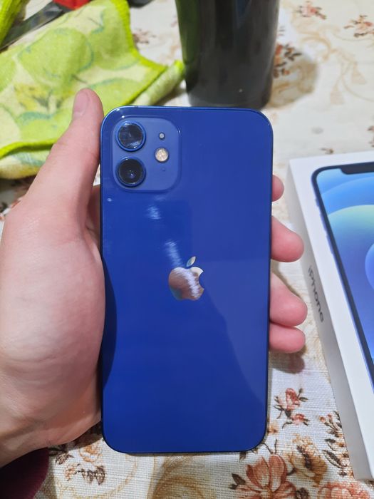 Продам свой Iphone 12