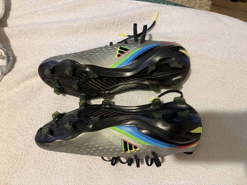 Ghete de fotbal Adidas X