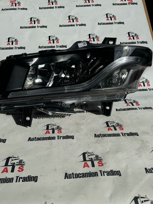 far iveco Stralis S-WAY nou / original disponibile stanga / dreapta