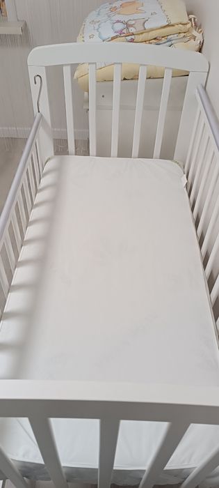 Кроватка с матрасом  120*60 см