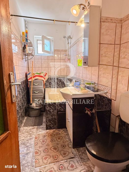 Apartament cu 3 Camere Decomandat | Aleea Călinului | Oradea