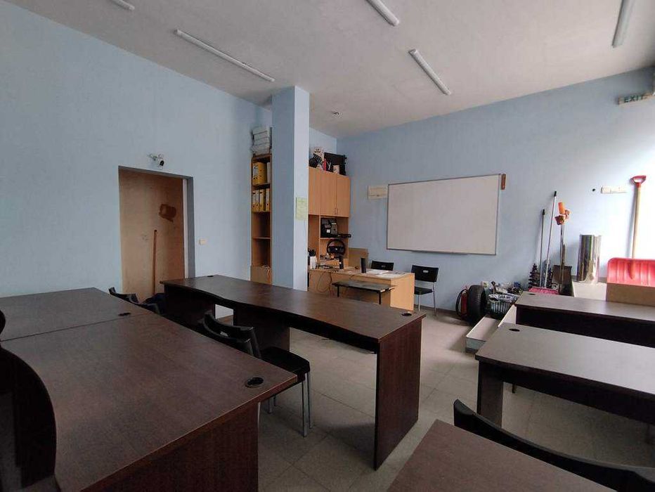 давам под наем офис в жк Редута