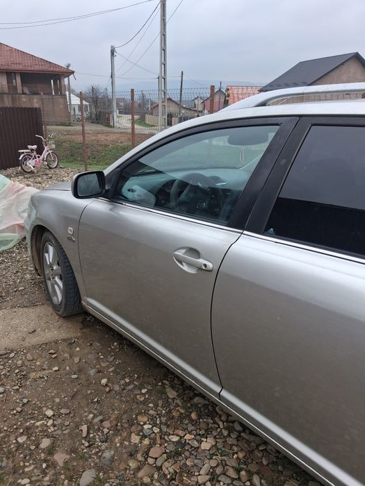 Toyota avensis 2004 116