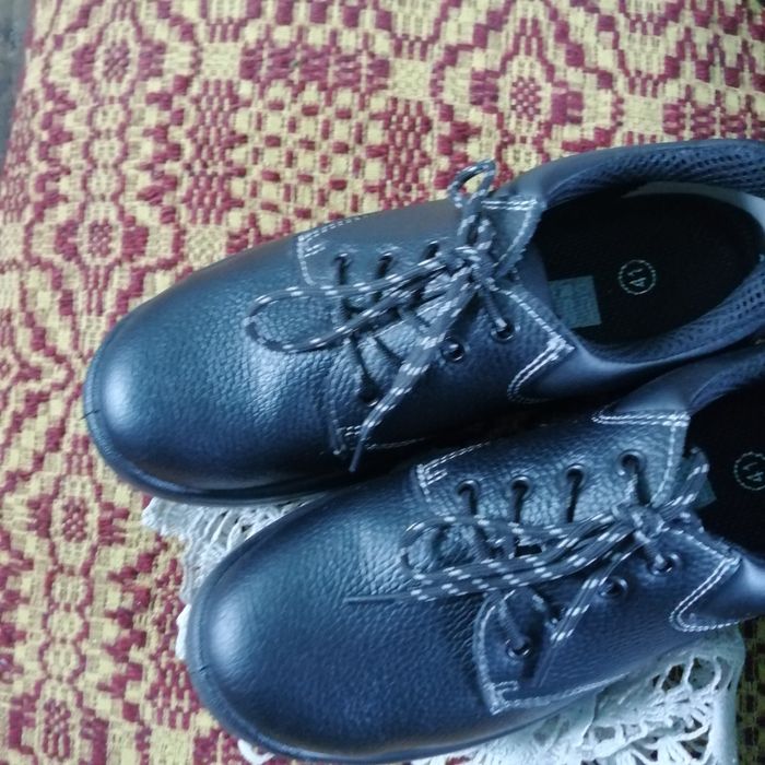 Ghete din piele naturală