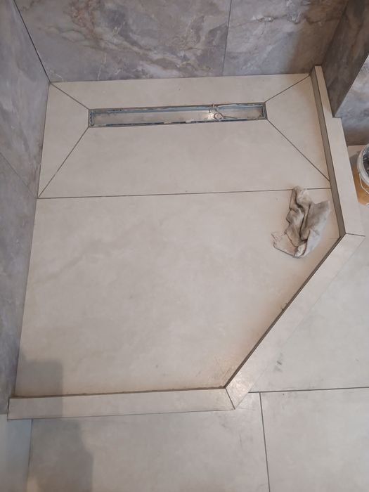 Плиточник / Мастер по укладке плитки