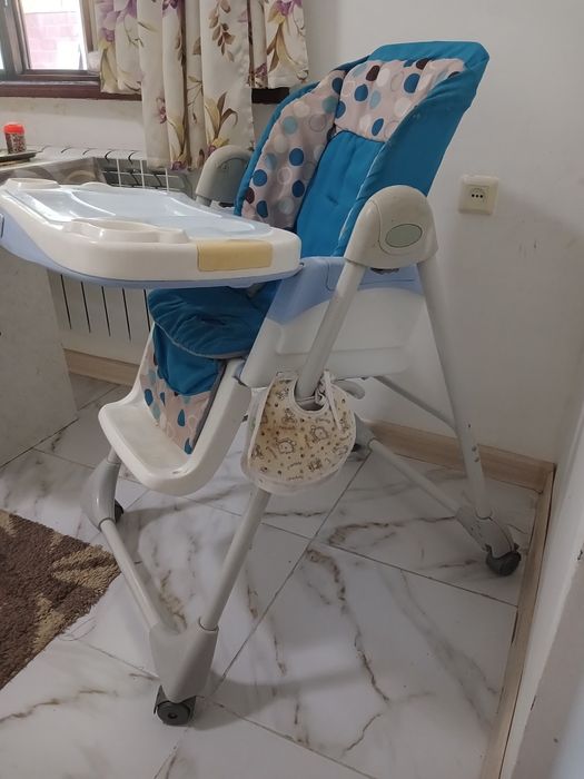 Стол для кормления детский