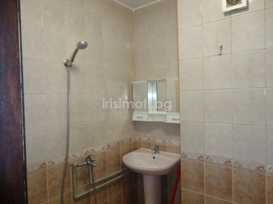 Дава се под наем Двустаен апартамент в София, Надежда 2 - 64 кв.м за 430 € - Снимка #10