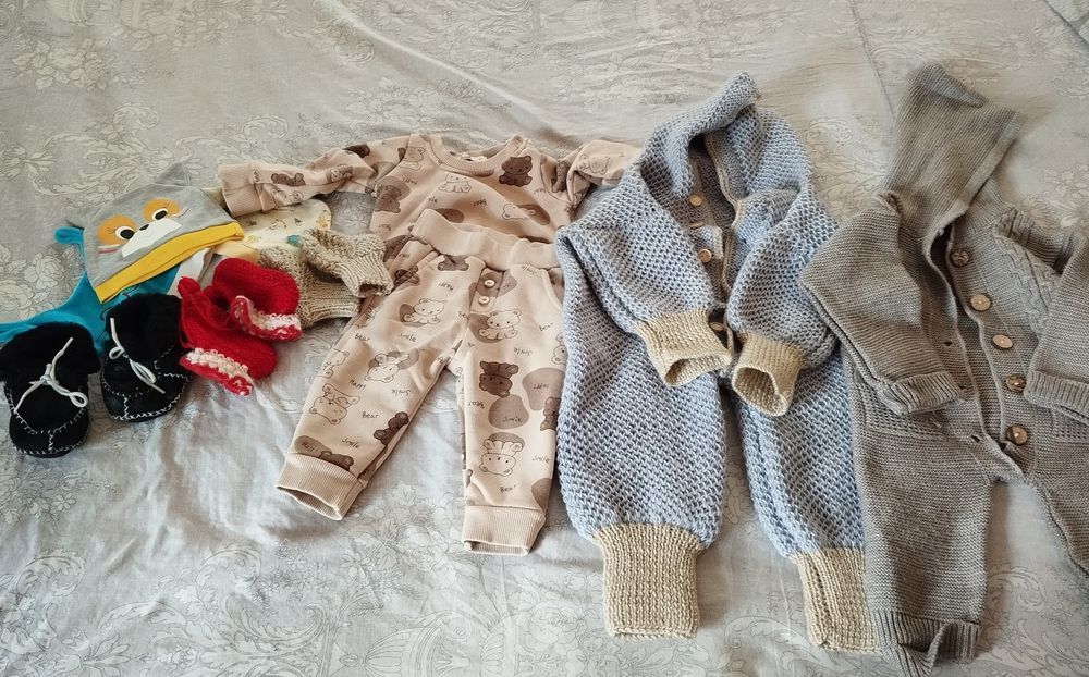 Детские вещи отдам