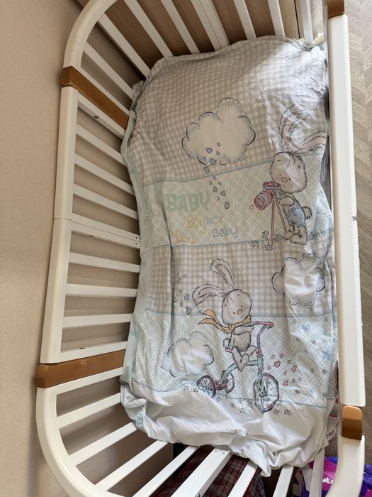 Продам детскую кроватку