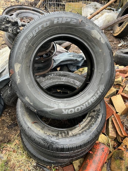 Vând set 4 anvelope Hankook + 4 jante de tablă