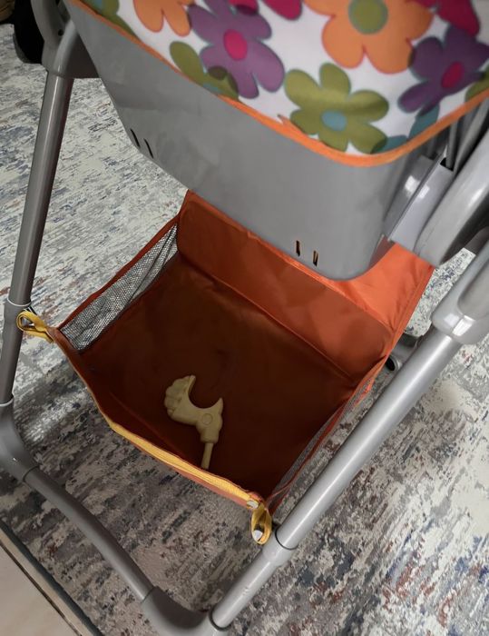 Детский стульчик со столиком