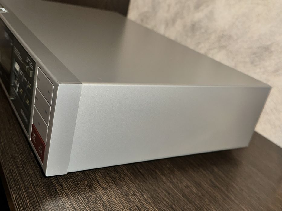 Akai HR-R44 Кассетная дека