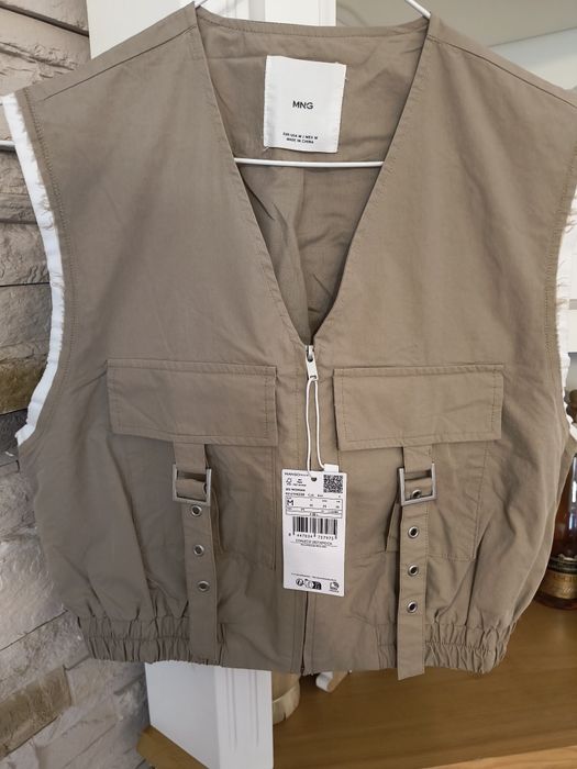 Top tip Vesta Mango mărime M nou