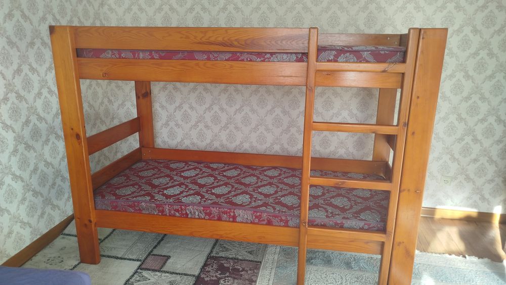 Продам двухъярусную кровать