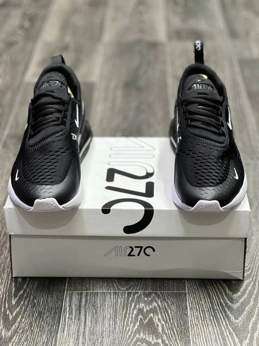 Кроссовки Nike air max 270