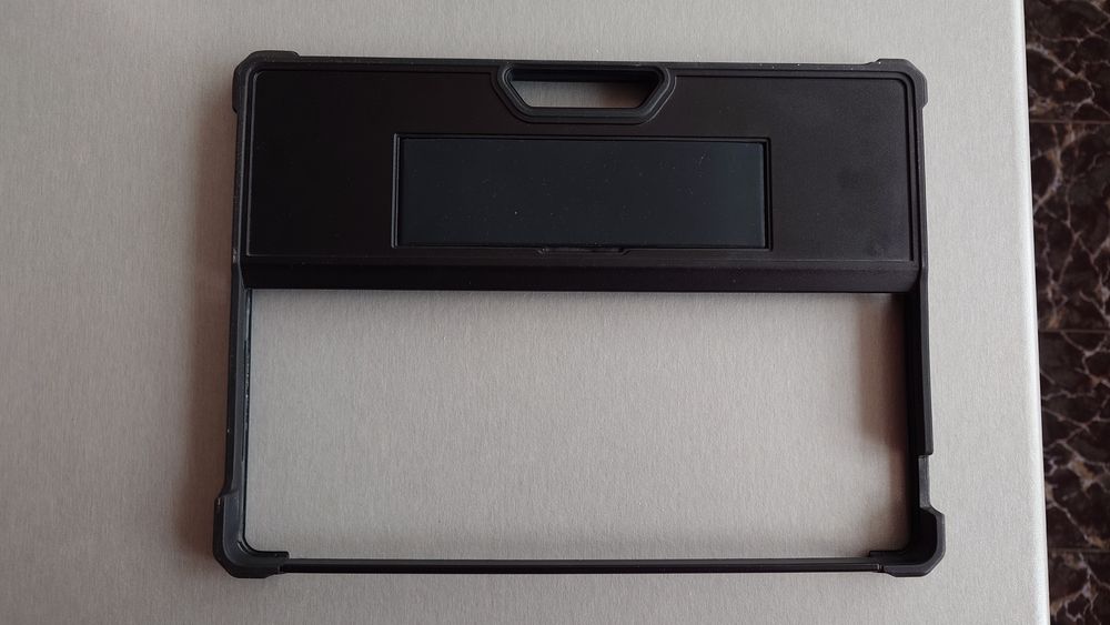 Кейс за таблет Microsoft Surface Pro 9