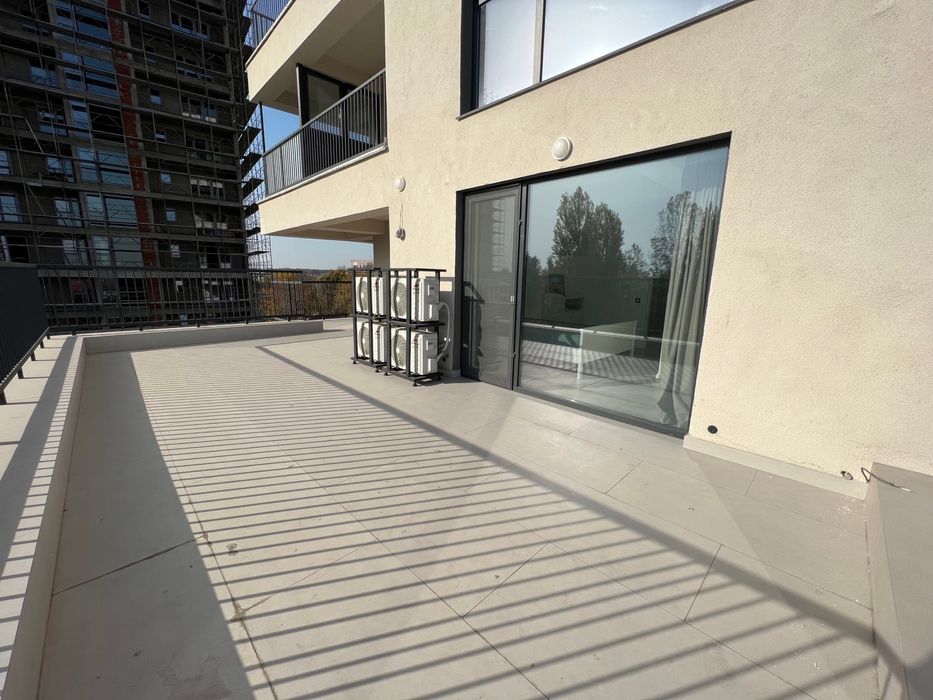 Apartament 4 camere Baneasa, Nord, Sisesti 2 cocosi