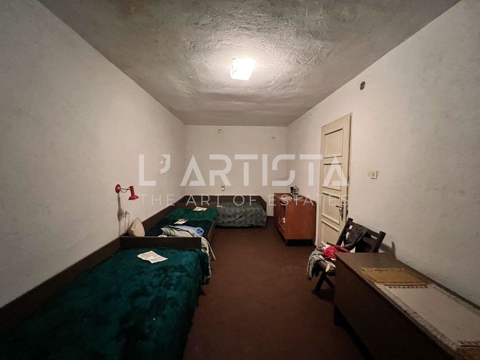 Къща в София, област-с.Връдловци площ 120 цена 62000