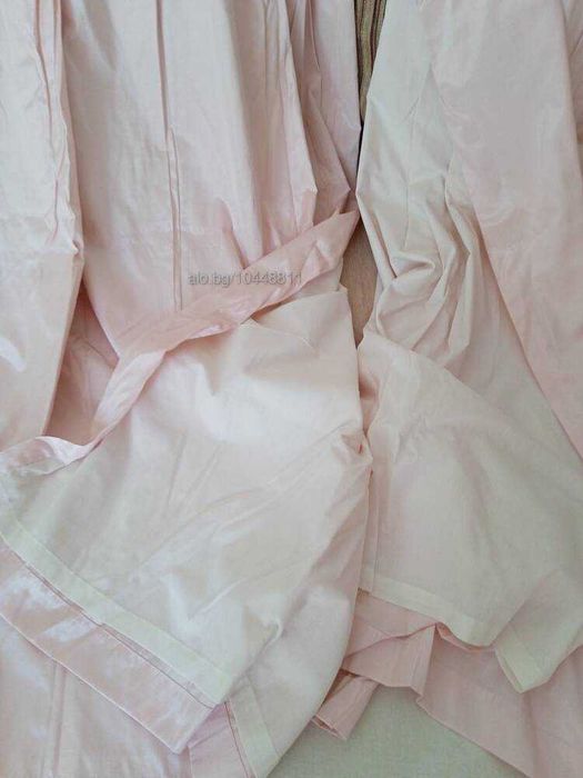 Перде 2 бр. вис. 135,5 см