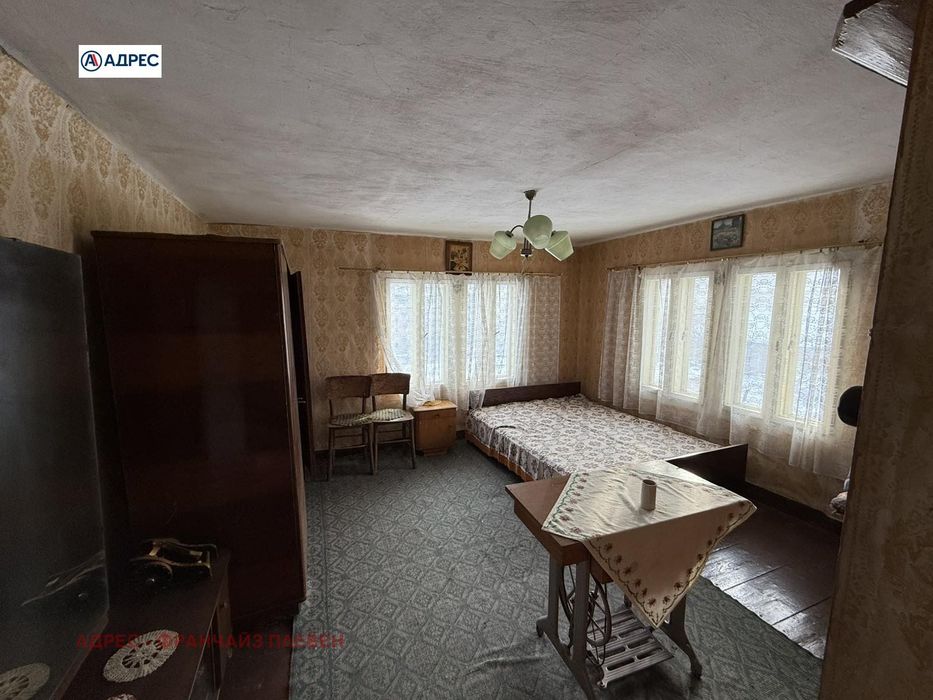 Продава се Къща в Плевен, Идеален център - 154 кв.м за 249 €/кв.м - Снимка #5
