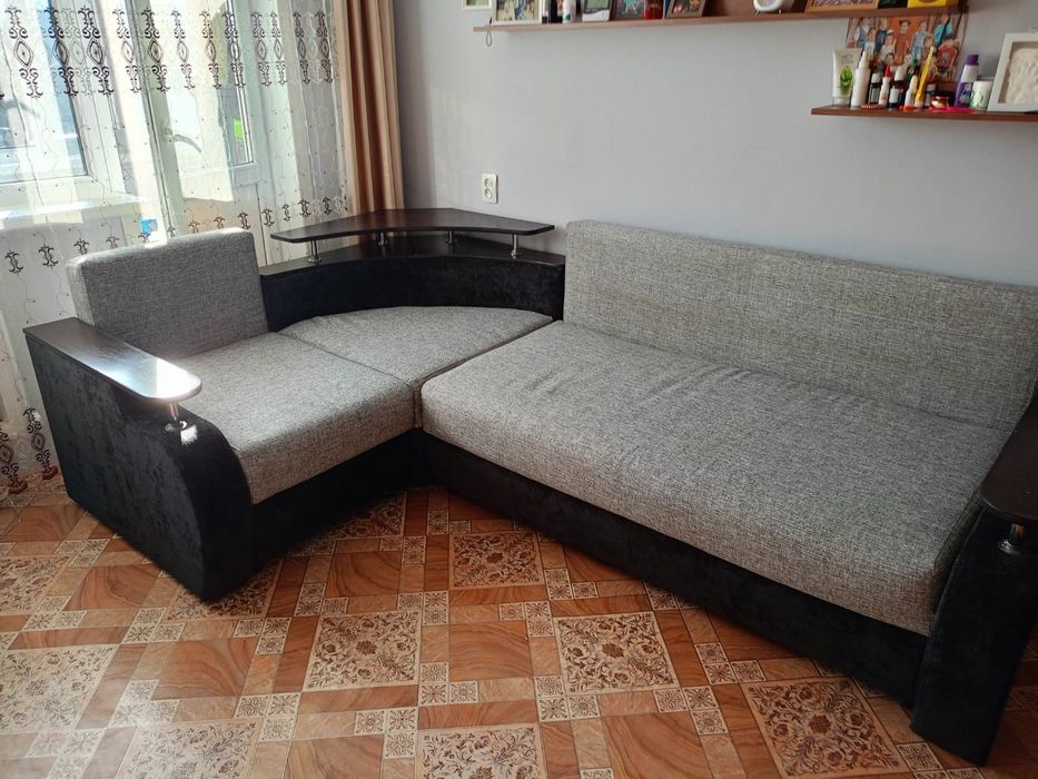 Продам диван б/у