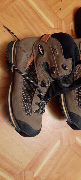 Bocanci ,Ghete Kayland