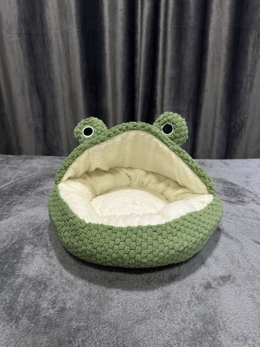 Домик лежанка для кошек и котят