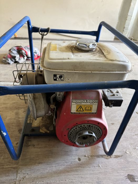 Генератор продам