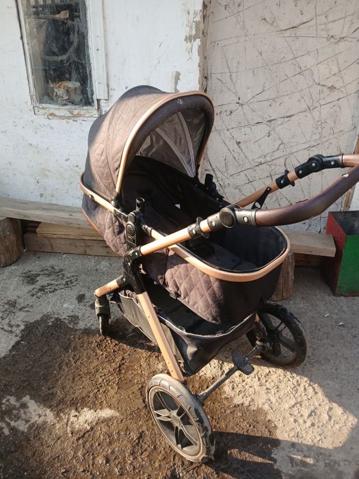 Коляска трансформер +авто-кресло