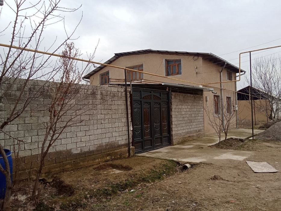 Uy sotiladi Xovli Toshkent viloyati