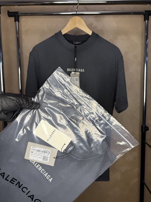 Tricou/T-Shirt Balenciaga