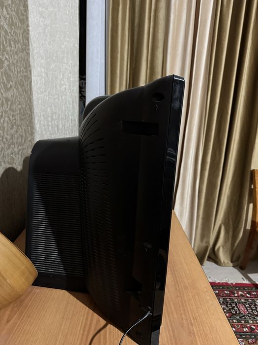 телевизор LG в хорошем состоянии