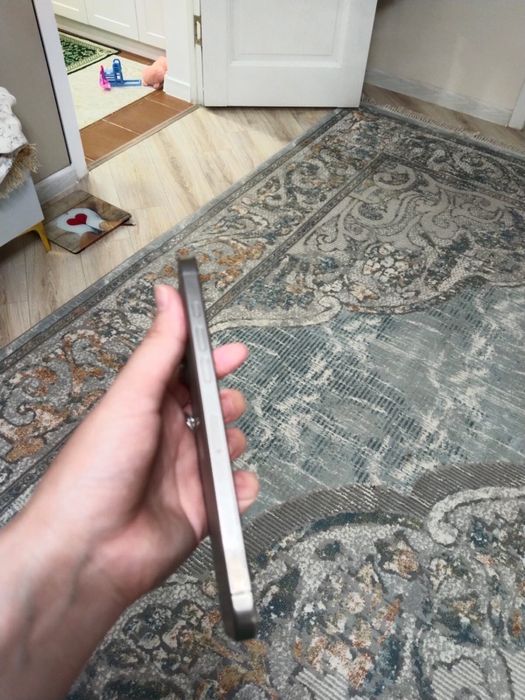 Iphone 16 pro max 256 гб 92%зарядка