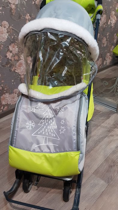 Продам санки nika