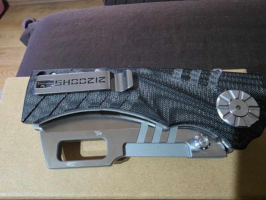 Cutit foldabil outdoor survival Shoozis